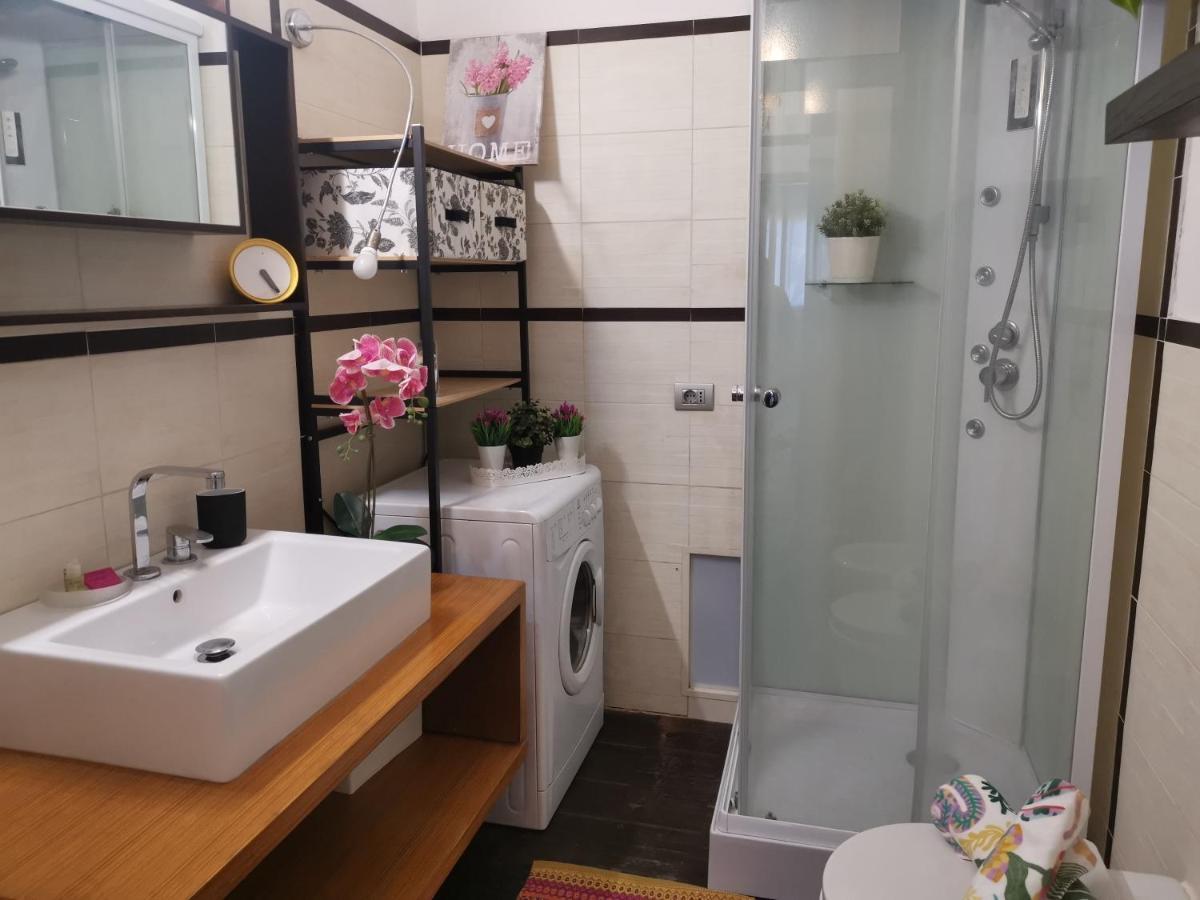 Bnbook Trilo Mind Rho Trilocale Con 2 Camere E 2 Bagni Exterior foto